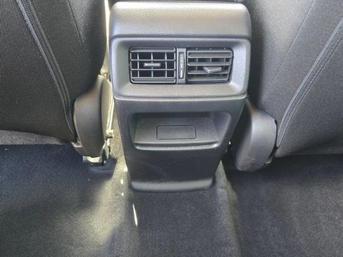 Used 2023 Honda CR-V LX image 15