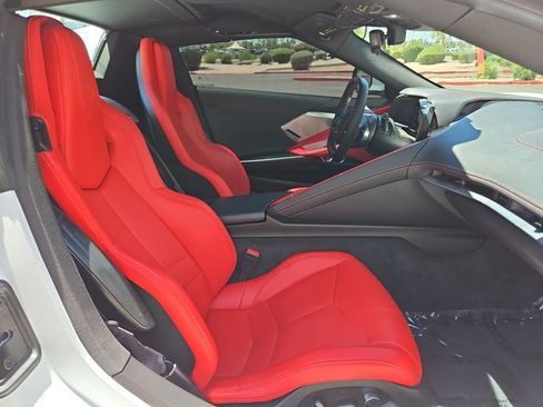 Certified 2025 Chevrolet Corvette Stingray Preferred Conv w/ 2LT RWD image 26