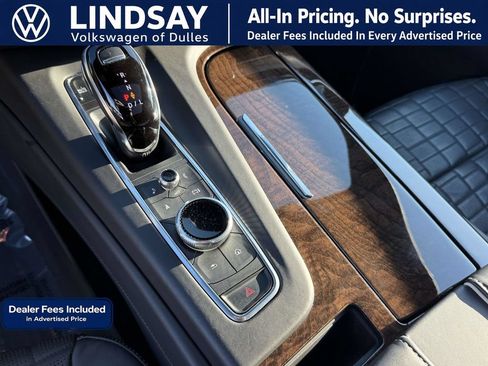 Used 2021 Cadillac Escalade Premium Luxury Platinum w/ Heavy-Duty Trailer Package AWD/4WD image 21
