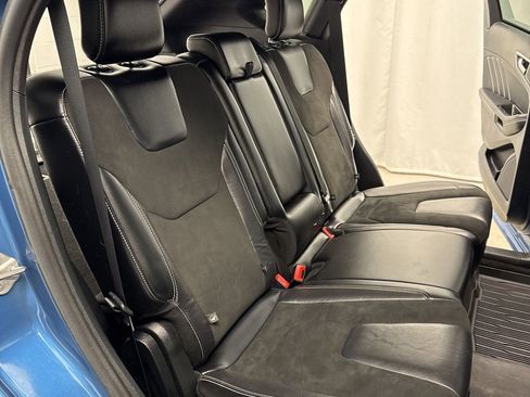 Certified 2019 Ford Edge ST w/ Equipment Group 401A image 40