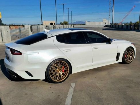 Used 2021 Kia Stinger GT1 RWD image 4