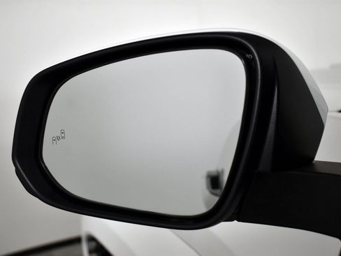 Used 2024 Toyota Tacoma TRD Sport image 25