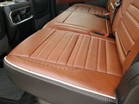 Used 2024 GMC Sierra 2500 Denali Ultimate image 29