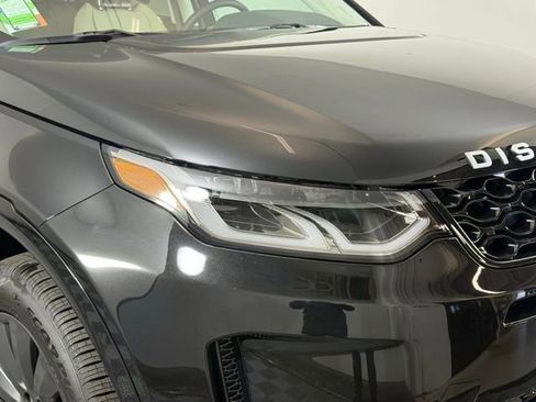 New 2025 Land Rover Discovery Sport S image 15