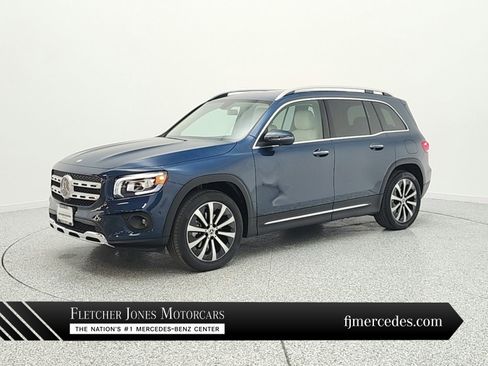 Used 2022 Mercedes-Benz GLB 250 4MATIC image 1