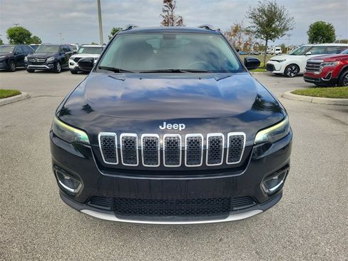 Used 2019 Jeep Cherokee Limited image 10