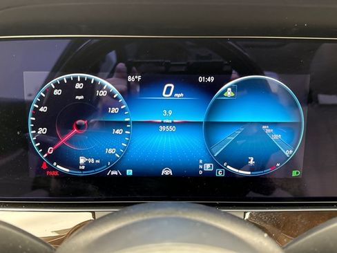 Used 2022 Mercedes-Benz E 350 4MATIC Sedan image 13