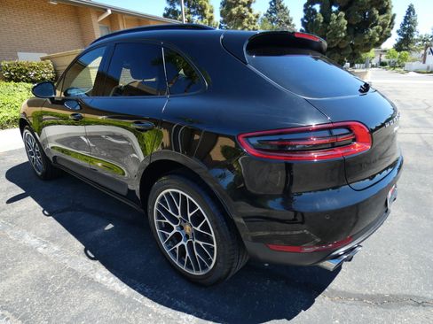 Used 2018 Porsche Macan Sport Edition image 13