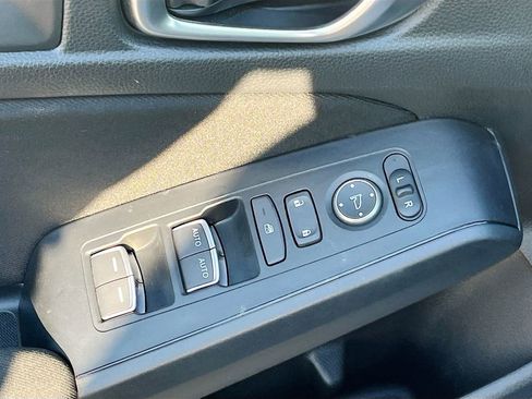 Used 2024 Honda Civic Sport image 17