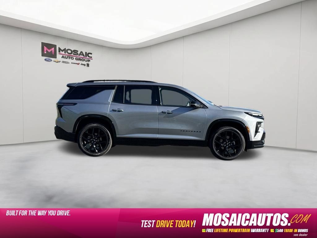 Used 2026 Chevrolet Traverse RS AWD/4WD image 8
