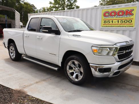 Used 2022 RAM 1500 Big Horn RWD image 3