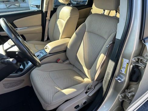 Used 2011 Dodge Journey Crew w/ Flexible Seating Group image 16