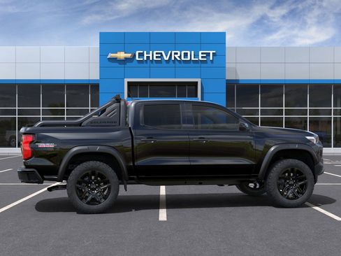 New 2025 Chevrolet Colorado Trail Boss w/ Midnight Edition image 5