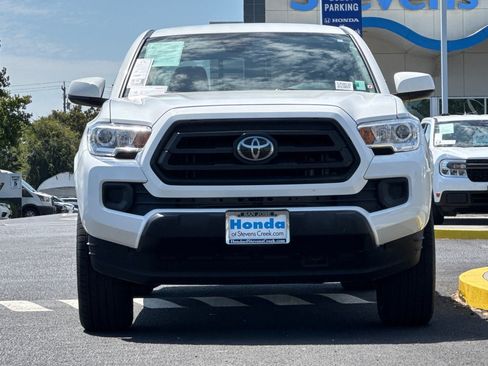 Used 2020 Toyota Tacoma SR AWD/4WD image 6
