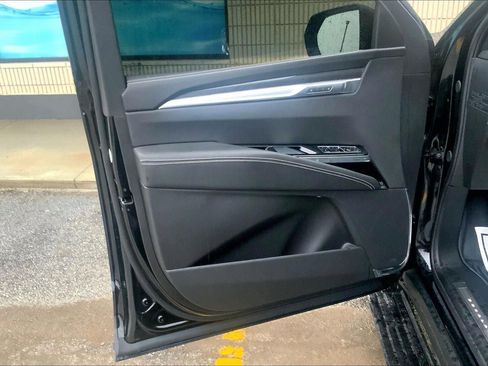 Certified 2025 Cadillac Escalade V image 25