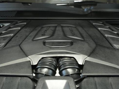 Certified 2025 Porsche Cayenne S AWD/4WD image 30