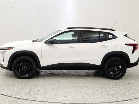 New 2026 Chevrolet Trax ACTIV w/ Sunroof Package image 6