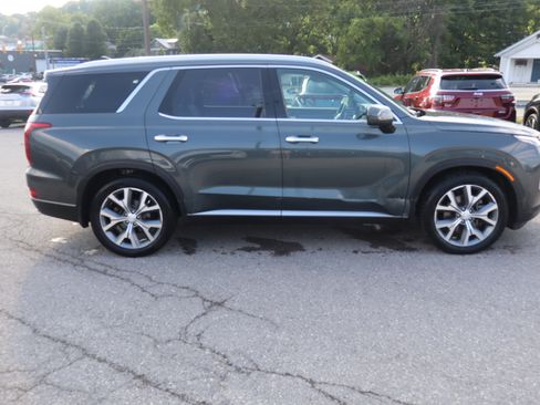 Used 2021 Hyundai Palisade SEL w/ Premium Package AWD/4WD image 3