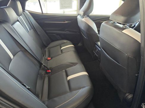 Used 2025 Toyota Camry SE image 41