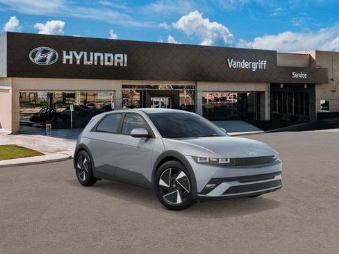 New 2026 Hyundai Ioniq 5 SE image 2