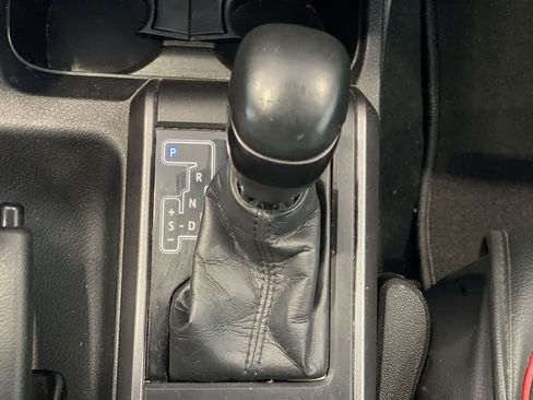Used 2021 Toyota Tacoma TRD Sport AWD/4WD image 23