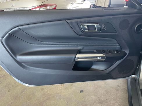 Used 2024 Ford Mustang Premium image 20