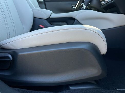 New 2026 Honda HR-V EX-L image 31