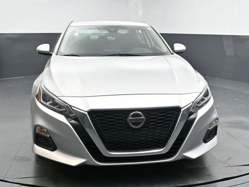 Used 2022 Nissan Altima 2.5 SV image 3