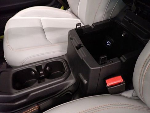 Used 2023 Jeep Gladiator Mojave w/ Cold Weather Group image 21