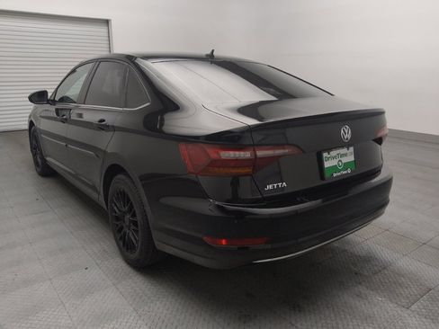Used 2019 Volkswagen Jetta SE FWD image 5