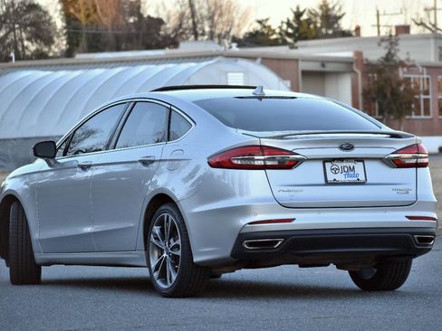 Used 2019 Ford Fusion Titanium image 7