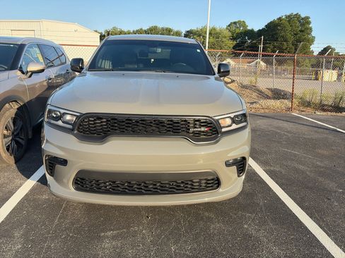 Used 2021 Dodge Durango GT w/ Blacktop Package AWD/4WD image 2