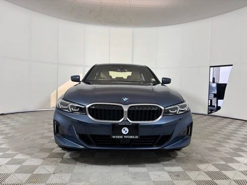 Used 2025 BMW 330i xDrive Sedan w/ M Sport Package AWD/4WD image 2