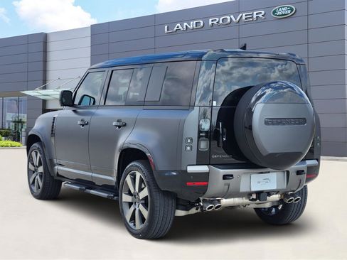 New 2026 Land Rover Defender 110 V8 image 4