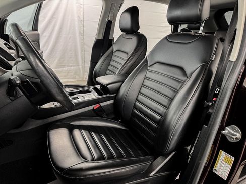 Used 2019 Ford Edge SEL w/ Equipment Group 201A AWD/4WD image 9