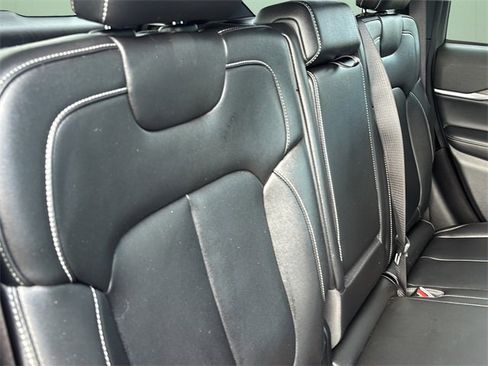 Certified 2024 Jeep Grand Cherokee Limited w/ Black Appearance Package image 41