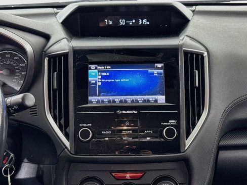 Used 2018 Subaru Crosstrek 2.0i Premium AWD/4WD image 8