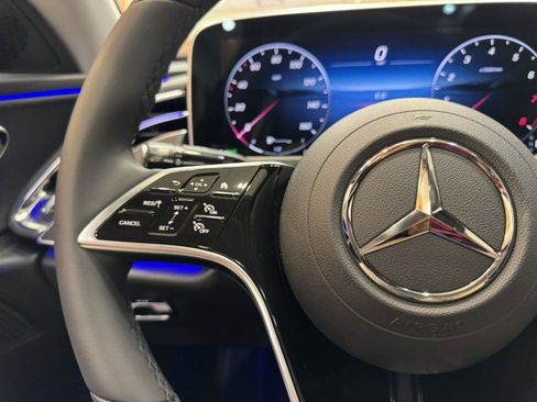 Certified 2025 Mercedes-Benz E 350 4MATIC Sedan image 17