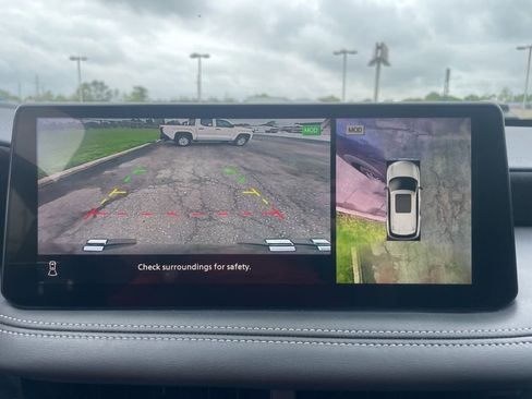 Used 2023 INFINITI QX60 Sensory w/ Cargo Package FWD image 23