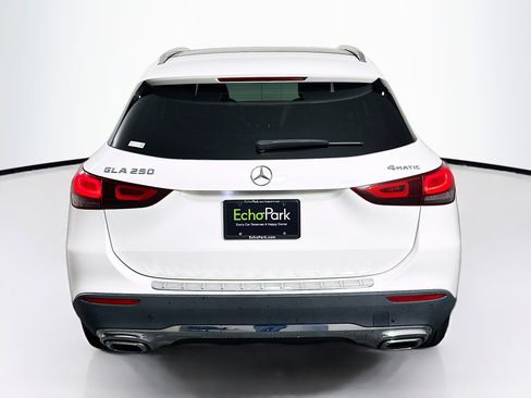 Used 2023 Mercedes-Benz GLA 250 4MATIC w/ Premium Package image 7