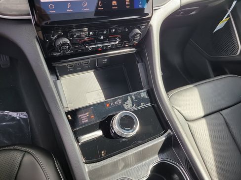 New 2025 Jeep Grand Cherokee L Limited w/ Luxury Tech Group II image 20