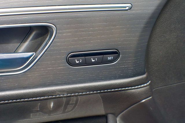 Used 2025 INFINITI QX80 Sensory AWD/4WD image 41