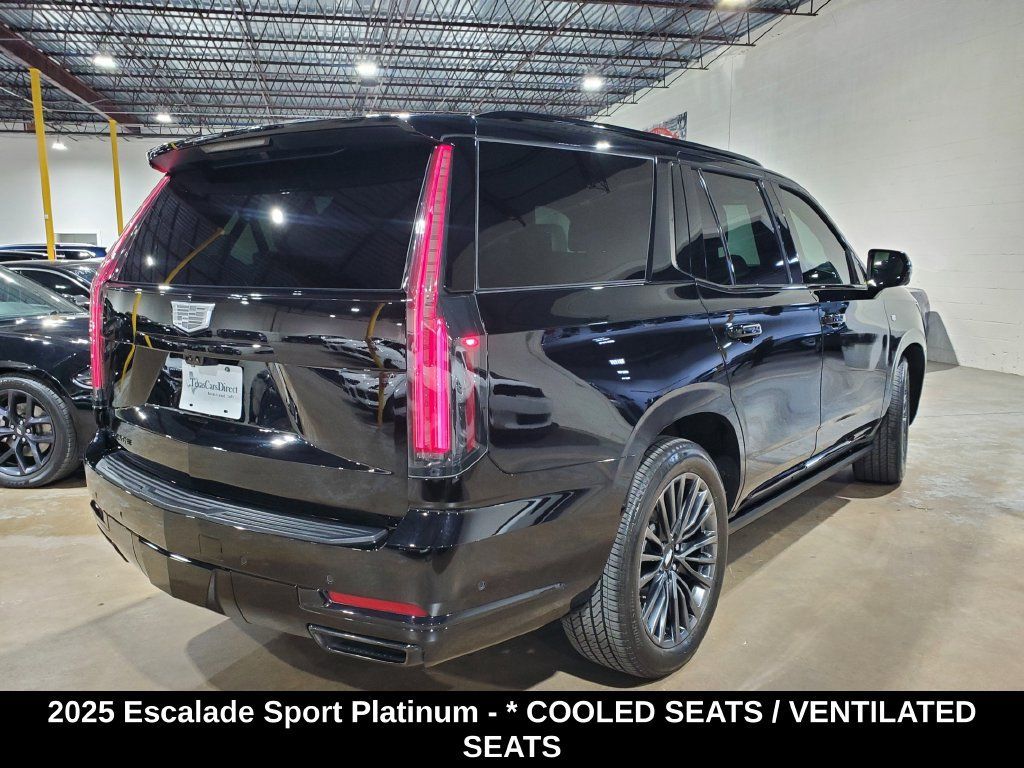 Used 2025 Cadillac Escalade Sport Platinum w/ LPO, Floor Liner Package AWD/4WD image 10