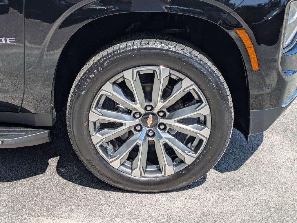 New 2026 Chevrolet Tahoe High Country w/ Sun And Tow Package RWD image 13