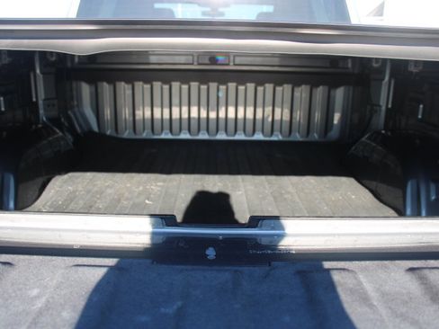 Used 2021 GMC Sierra 1500 Elevation w/ X31 Off-Road Package AWD/4WD image 17