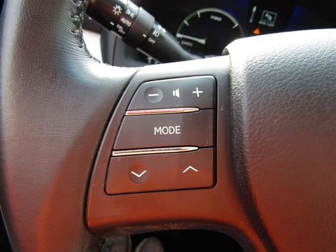 Used 2012 Lexus RX 450h AWD image 16