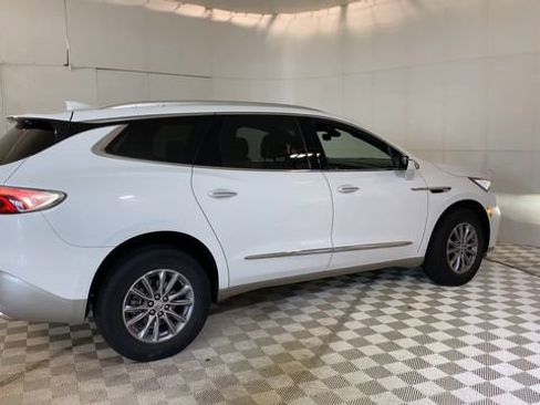 Used 2024 Buick Enclave Essence w/ LPO, Floor Liner Package FWD image 9