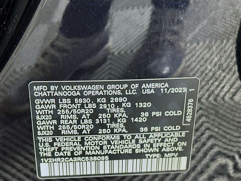 Used 2024 Volkswagen Atlas SE image 12