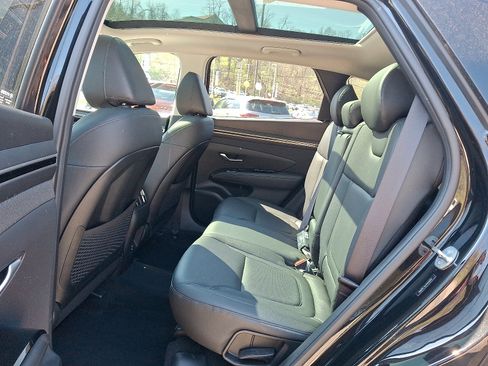 Used 2023 Hyundai Tucson Limited image 10