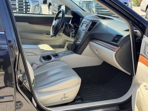 Used 2013 Subaru Outback 2.5i Limited w/ Moonroof Pkg image 16